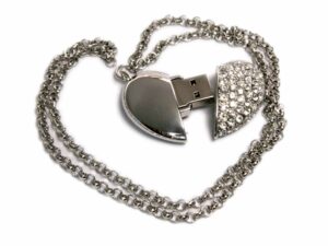 USB 2.0- флешка на 8 Гб «Сердце» с кристаллами - 64Gb, серебристый